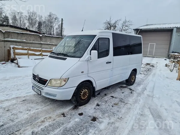 Mercedes Pardodas labs 9vietigs busins Mersedes Sprinter208