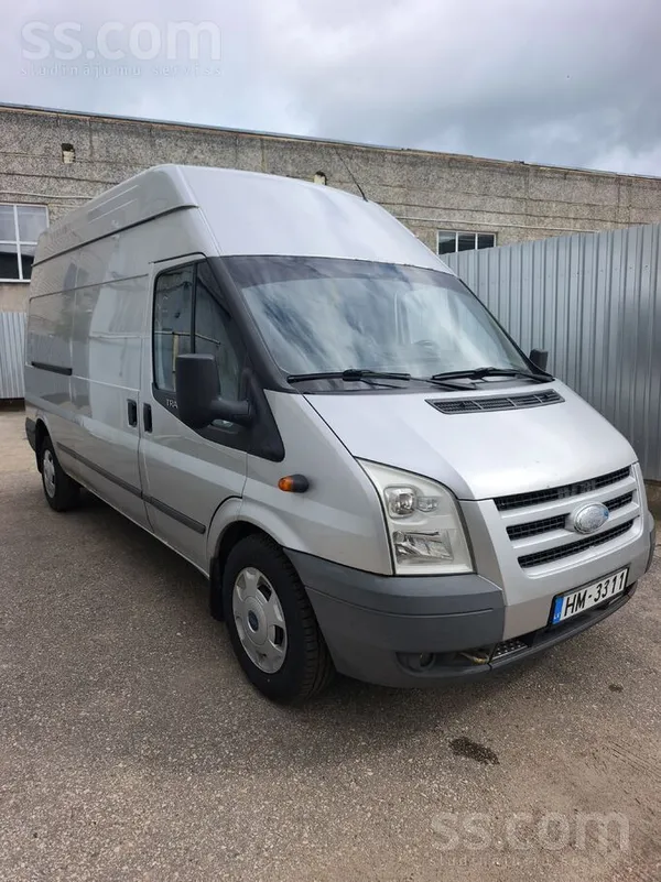 Ford Transit - 1
