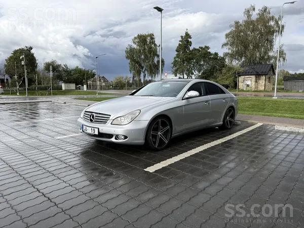 Mercedes Pārdodu Mercedes Cls