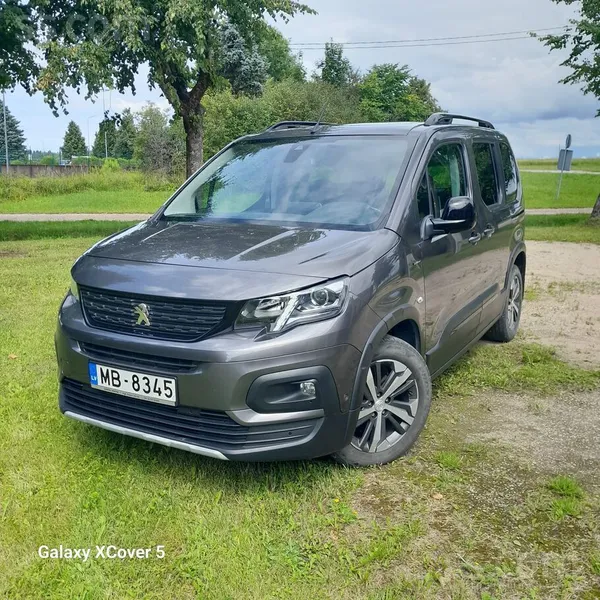 Peugeot Pārdod labi uzturētu Peugeot Rifter Gt-Line 1.5 dī