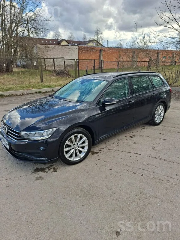VW Passat B8 Facelift 2.0 Tdi Dsg / Oficiālais VW serviss / Crown pretrūsa /