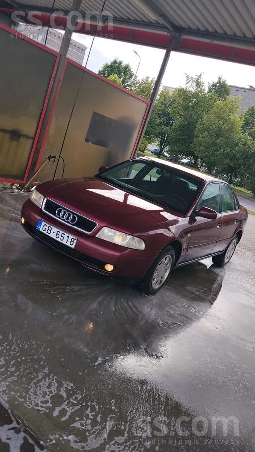 Pārdodu Audi A4 B5 1.8 benzīns – 92 kW
 Auto ripo ļoti mīksti, nekas lieki