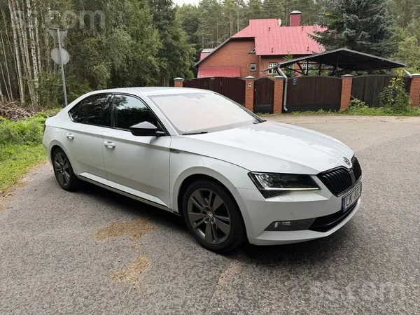 Skoda Pārdodu 2018. gada Škoda Superb Sportline ar labu 