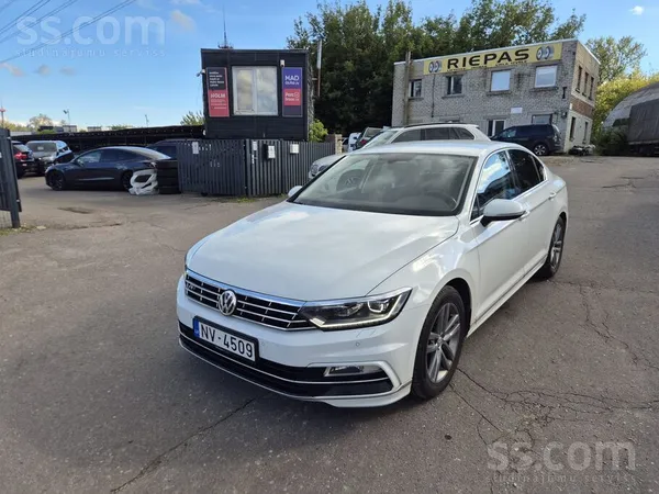 Volkswagen Passat (B8) - 1