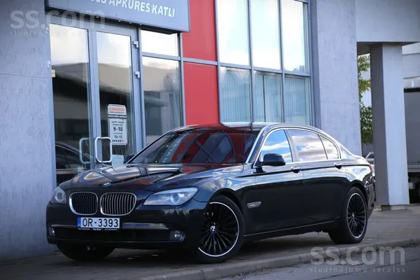 BMW 730 - 1