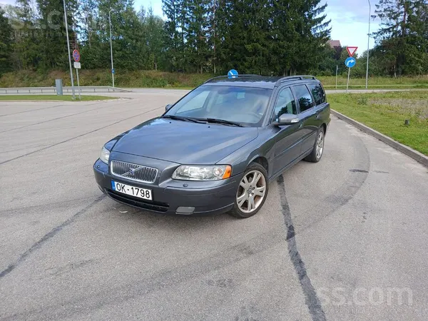 Volvo V70 2.5T Awd. Stag AC Qmax gāzes iekārta ar 82L gā