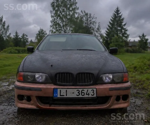 BMW Uz tirdziņu 1996. Gada 523i, m52b25 single vanos 1