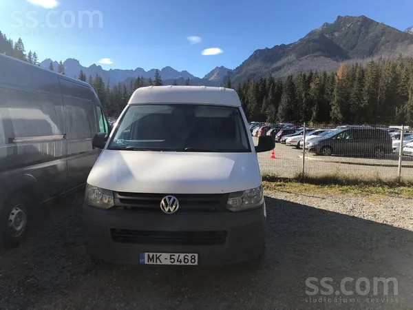 Pardodu busu, laba stavokli. 
Augstais un gara baze. 9 vietas. Vinjete nav