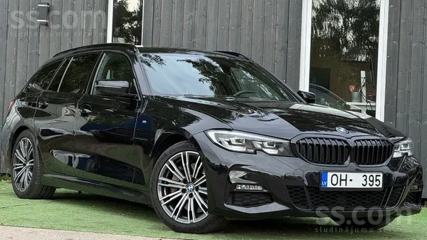 BMW 330 - 1
