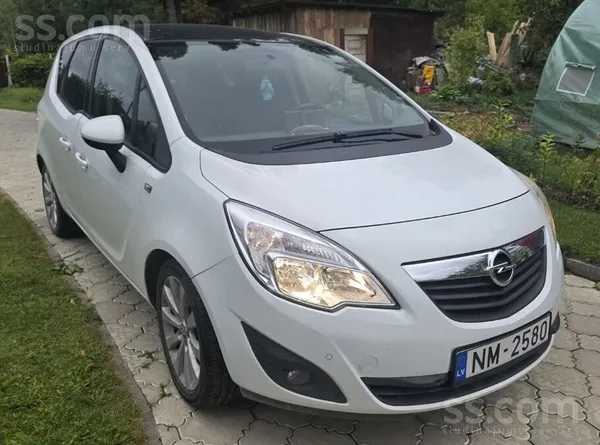 Opel Pardodu Opel Meriva 1.7 Cdti, Mehāniskā ātrumkārba