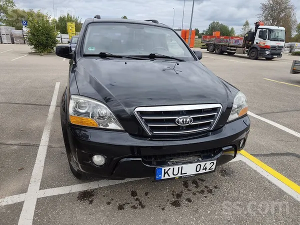 KIA Автомобиль в хорошем техническом состоянии, пару л