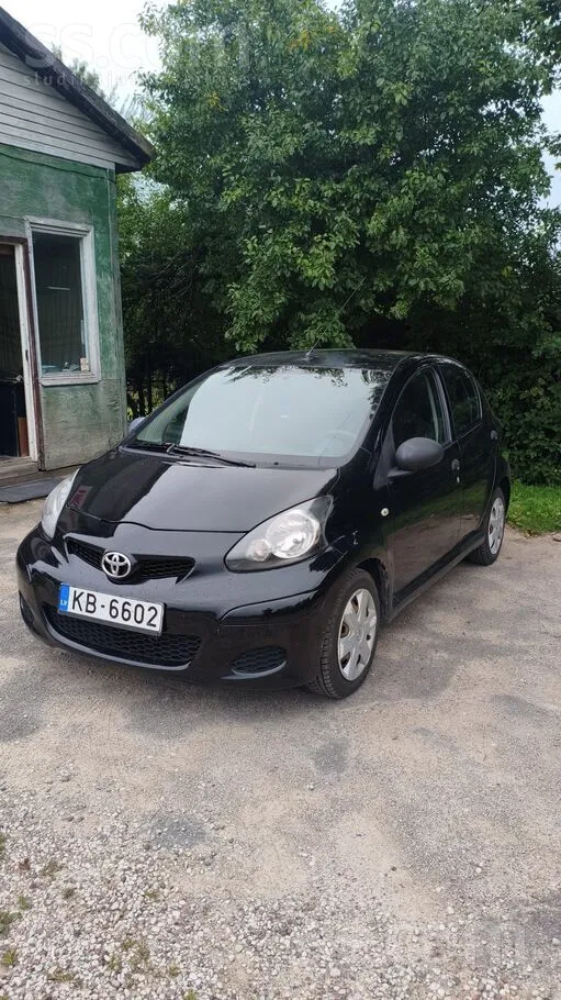 Toyota Aygo - 1