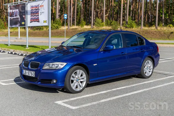 BMW 2011.gada BMW 318 Lci, nobraukums 181250km, 1995cm