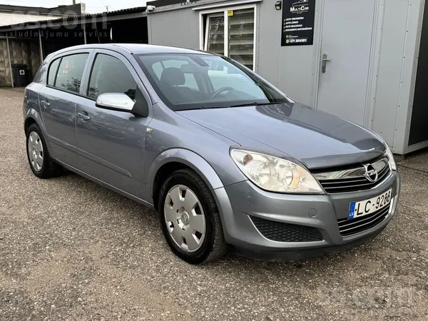 Opel Astra - 1