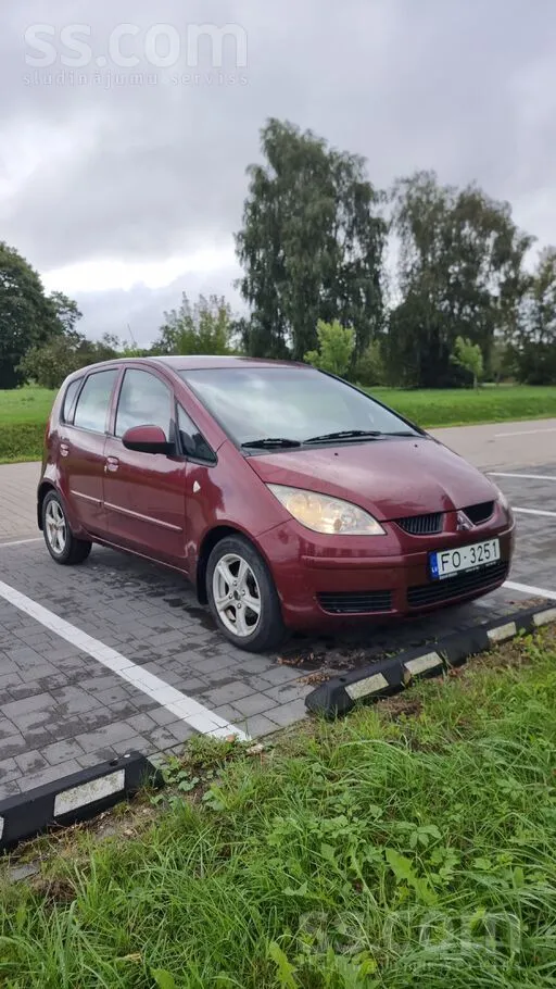 Mitsubishi Colt - 1