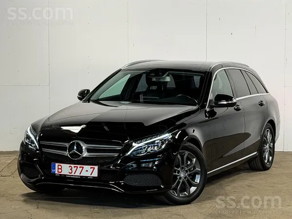 Mercedes Tikko no Nīderlandes. 