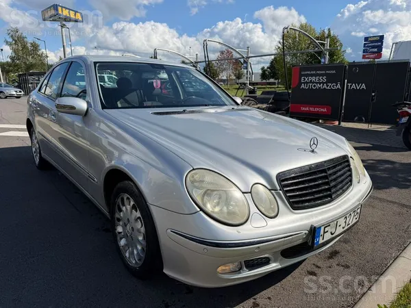 Mercedes Mercedes-Benz E220 2.2 Cdi (110 kW), Elegance, nob