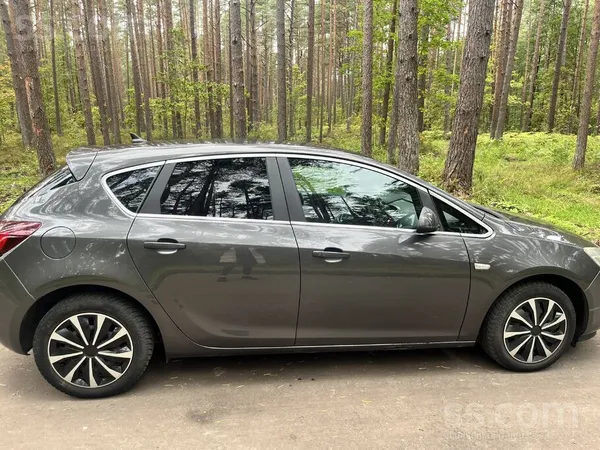 Opel Astra - 1