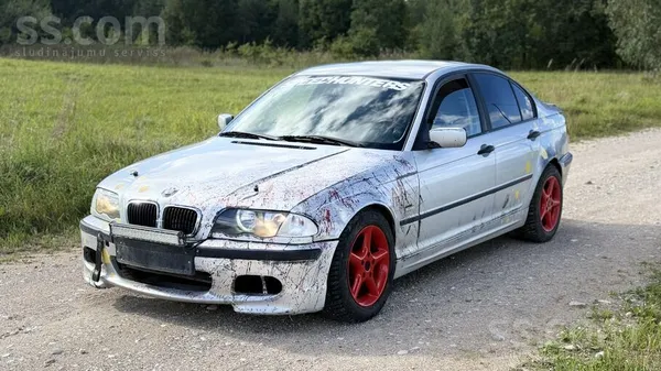 BMW 318 - 1