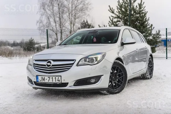 Opel Insignia Sports Tourer SW.
Garantija no 6 Līdz 36 Mēnešiem
Papildu