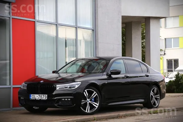 BMW 740 2017, 3.0 benzīns, Automāts, Sedans, Melns — Latvijā
