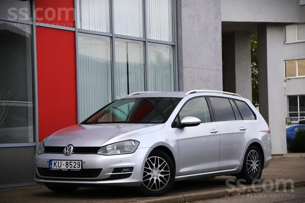 2.0d/110kW, automāts. 

Komplektā 4 vieglmetāla diski ar riepām. 

Novēr