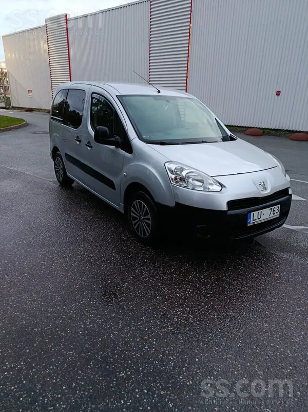Pārdod Peugeot Partner Tepee 1.6 turbo dīzelis 55kW, 2013 gada , 5 pakāpju