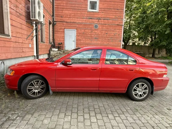 Volvo S60 - 1