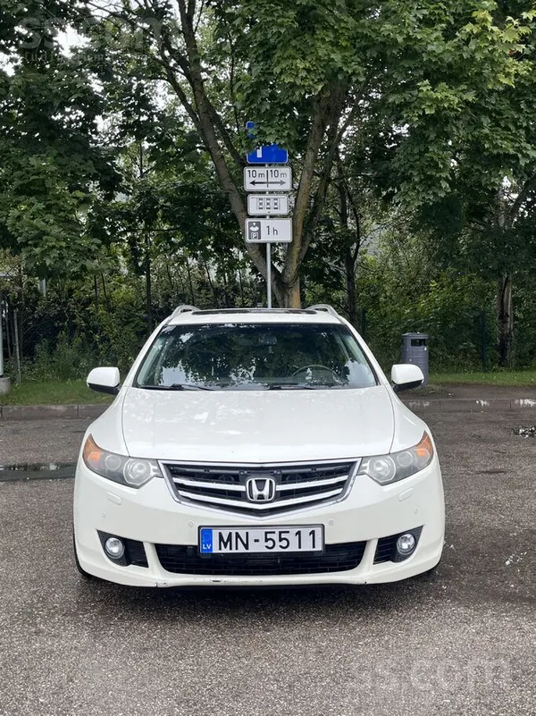 Honda Pārdodu Honda Accord Tourer universālis 2010.gada,