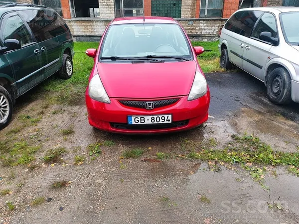 Honda Jazz 2006, 1.4 gāze, Automāts, Hečbeks, Sarkans — Latvijā