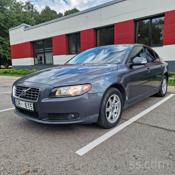 Volvo S80 - 1
