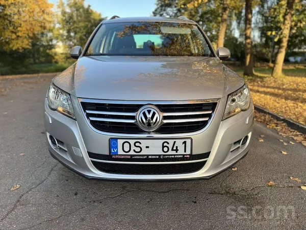 Только из Германии хорошее состояние 2.0тди 125киловат 4x4 работает два ключ