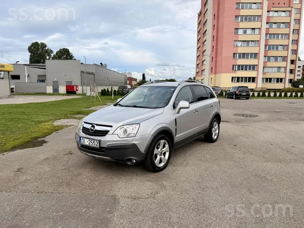 Pārdodu ļoti labu Opel Antara ar 2.0 110kw dīzeļdzinēju, automātisko ātrumkā