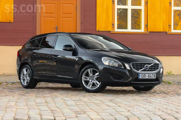 Volvo V60, 2.0d, (5-cilindru Volvo dzinējs), 6pakāpju manuāla ātrumkārba
Ti