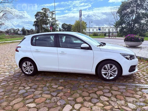 Peugeot 308 - 1