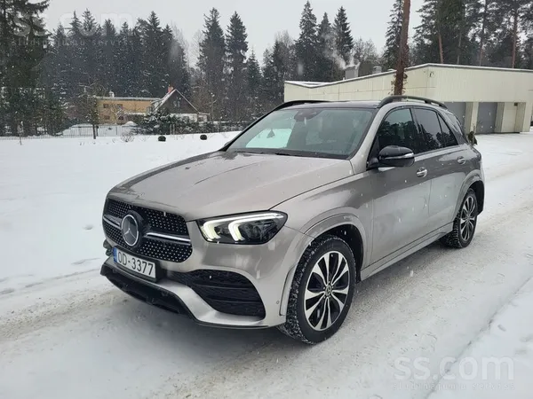 Pārdodam Mercedes-Benz Gle 350 d 4Matic ar 200 kW 6 cilindru dīzeļdzinēju, 9
