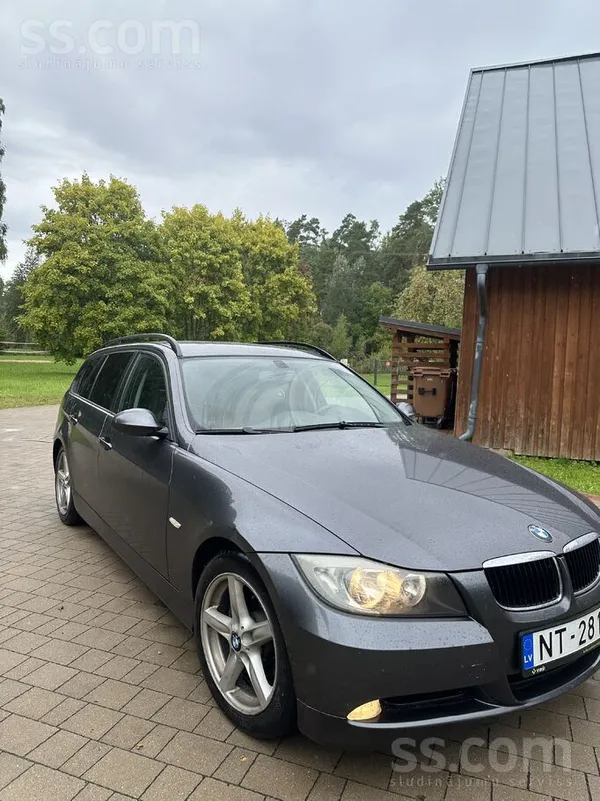 BMW 318 - 1