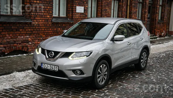 Nissan Nissan Xtrail. 