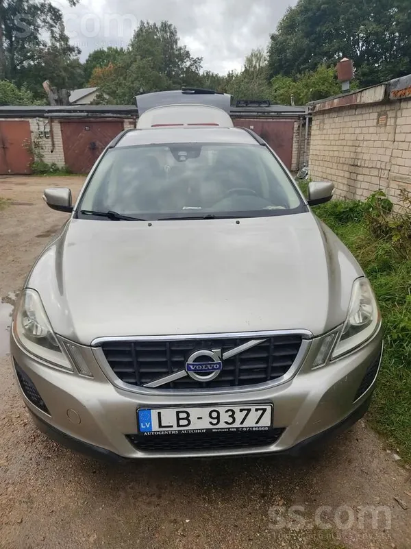 Volvo Продаю Volvo Xc60 2.4 дизель (120 кВт). 