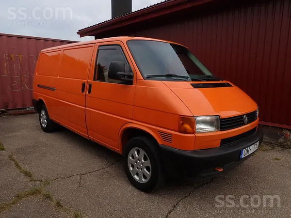 Volkswagen Transporter - 1