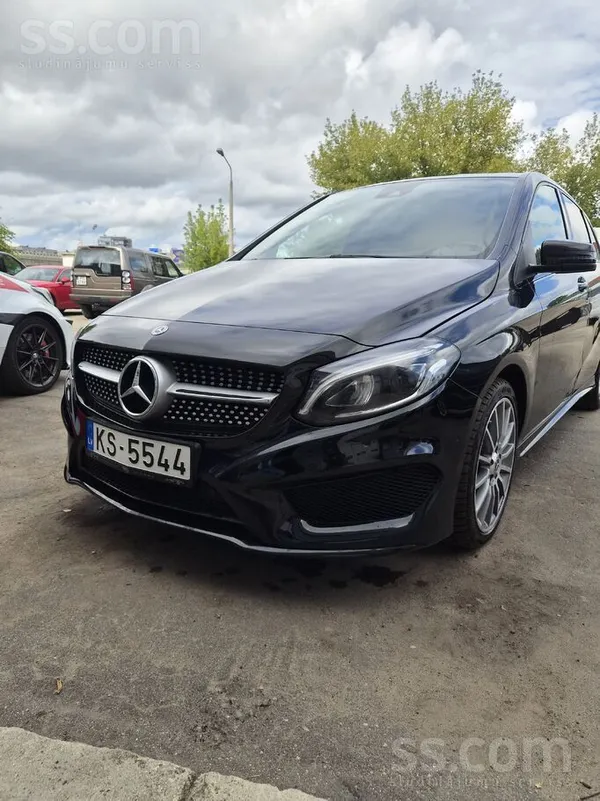 Mercedes Pārdodas Mercedes B200, 2016, gada. 140000. Km. Pā