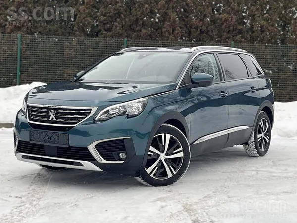 Peugeot Peugeot 5008 1.2i 7 sēdvietas. 