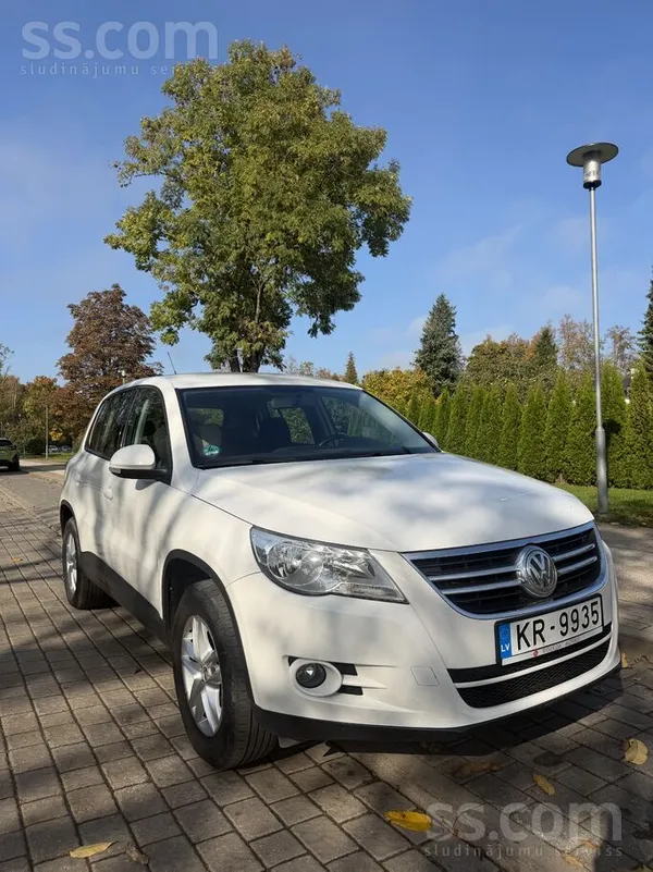 Volkswagen Tiguan 2010, 1.4 benzīns, Manuāls, SUV/Apvidus, Balts — Latvijā