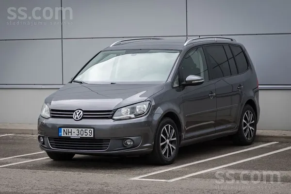 VW Touran Facelift 1.6 dīzelis, Automāts. 

7 pakāpju Dsg automāts - Facel