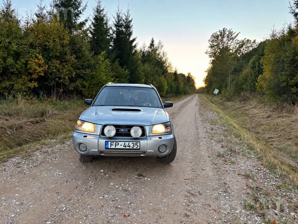 Turbo foresters, 130kw. 

Pārdod dzīvu bundžu ar ne tik dzīvu motoru - dzi