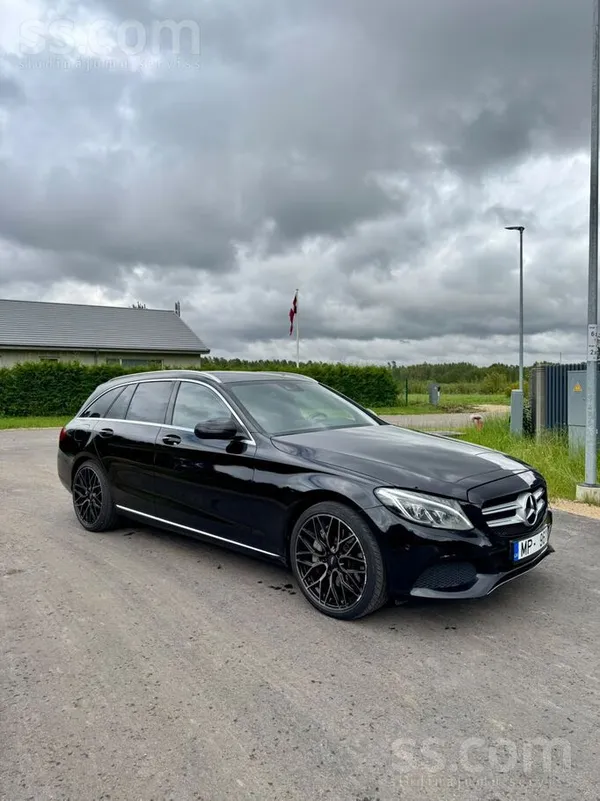 Mercedes Mercedes-Benz C350e Plug-in Hybrid, 2015. gads, 27