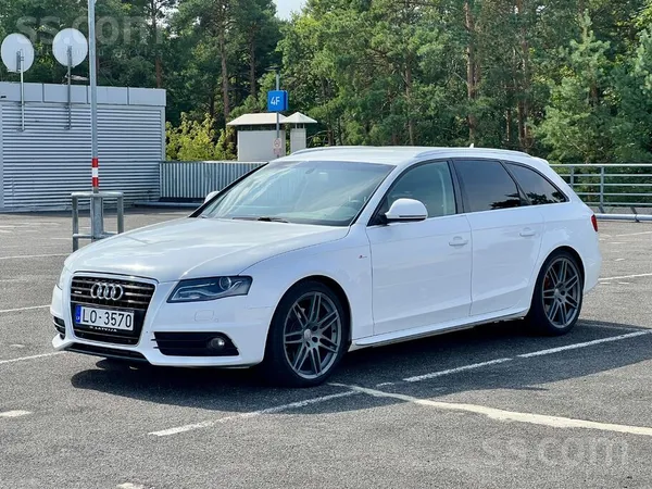 Audi A4 - 1