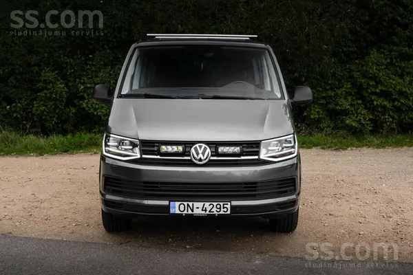 Volkswagen Multivan - 1