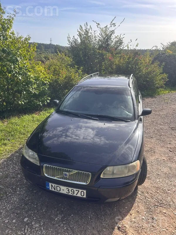 Volvo V70 - 1