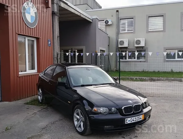 BMW BMW E46 Compact 318ti ar 105kw bendzīna dzinēju. A